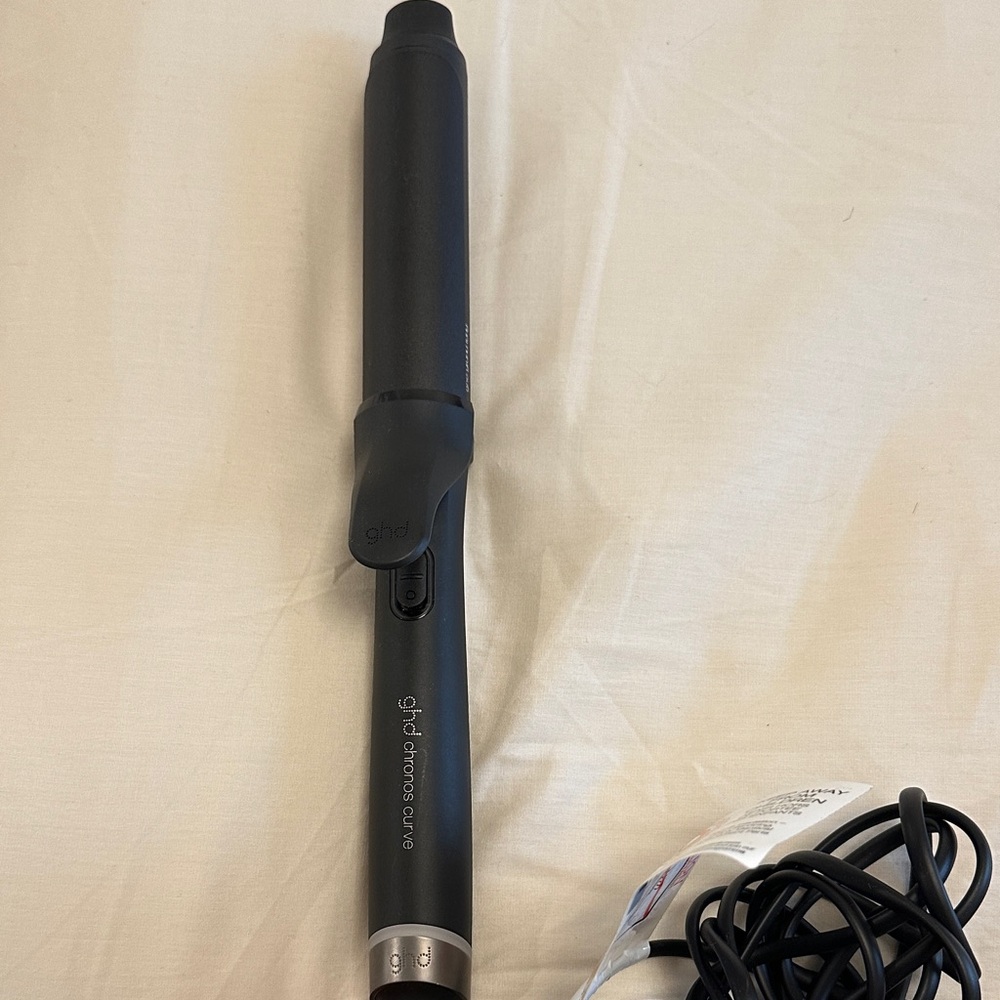 ghd Chronos Curve Tong Curling Iron Professional Styler in Black
